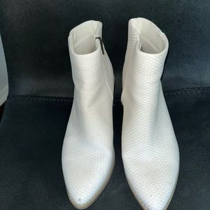 Women’s ankle boot